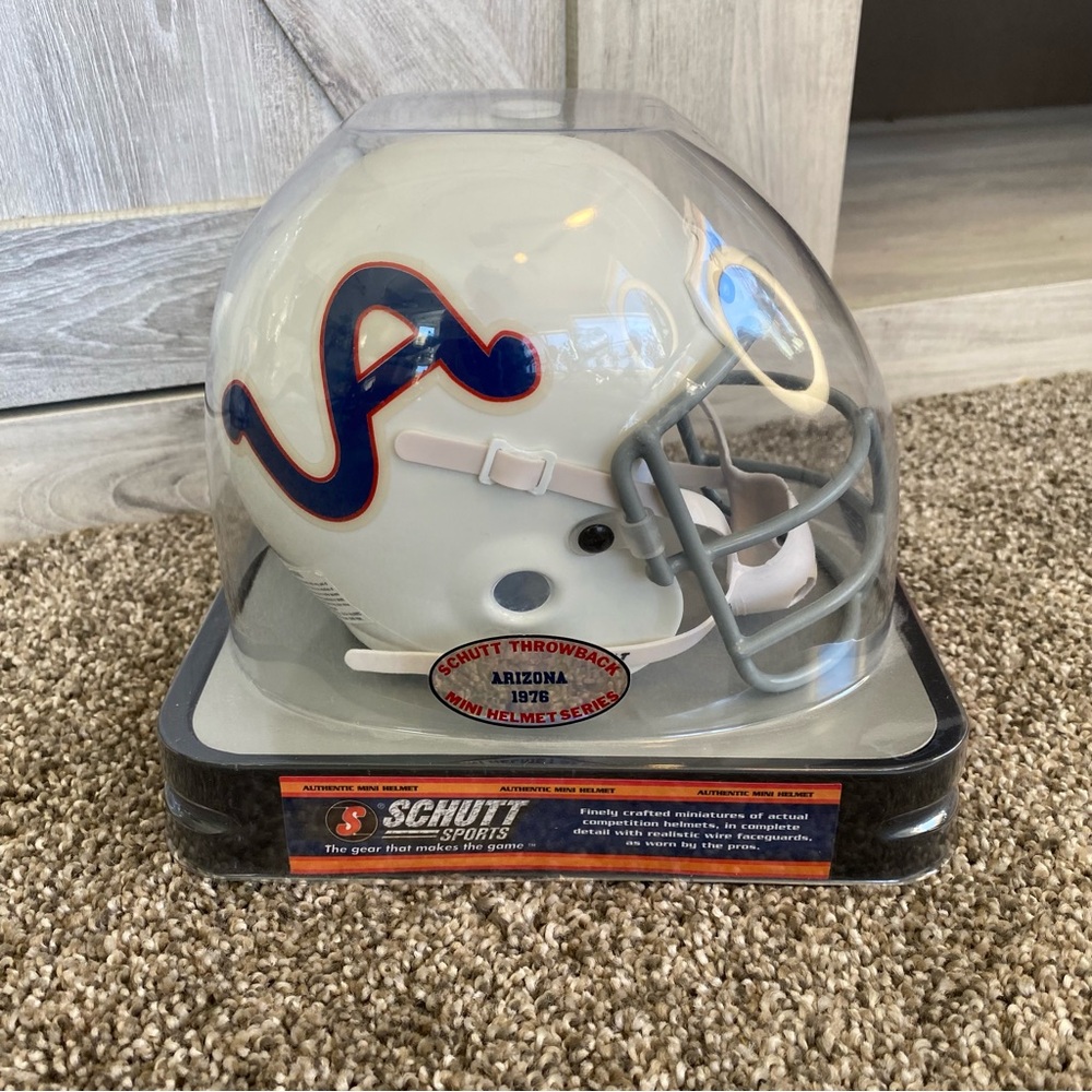 ARIZONA WILDCATS NCAA Schutt XP Mini 1976 REPLICA Gameday Football Helmet